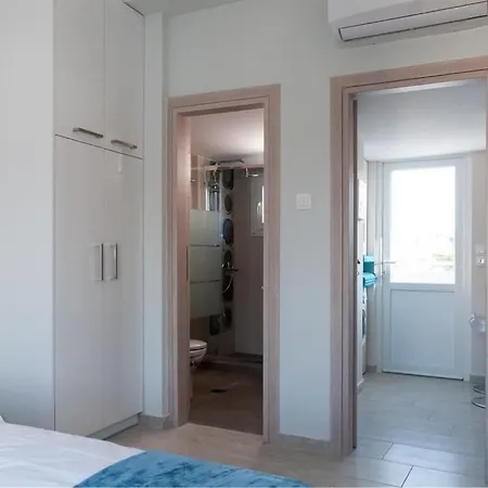 Konstantinou - Smart & Roof Terrace * Athens