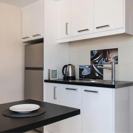 Konstantinou - Smart & Roof Terrace Apartment Athens